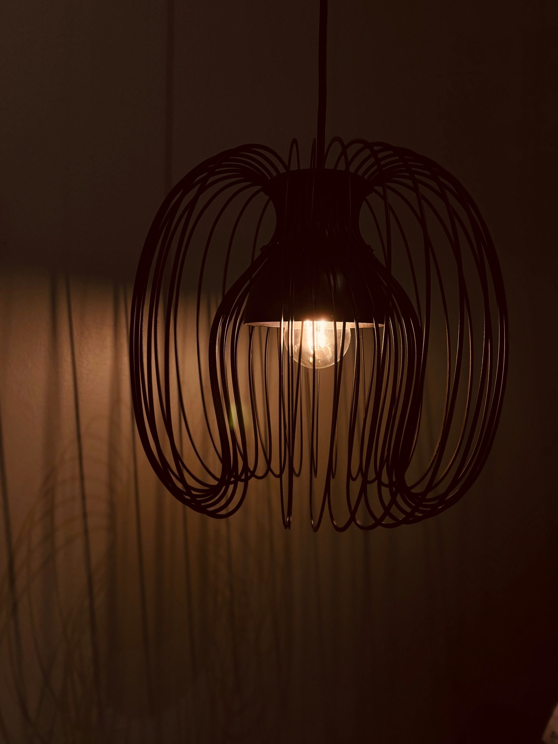 Light Up Your Interior with Style and Sophistication: Find the Perfect Modern Lamp